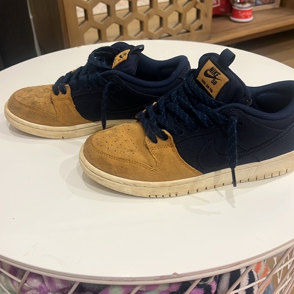 Nike sb dunk low desert ochre/ midnight navy size 6.5 - Picture 2 of 6